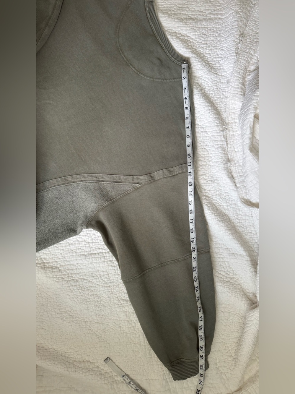 Aerie Women’s Olive Crewneck Oversized Sweatshirt, XXL - Picture 7 of 7